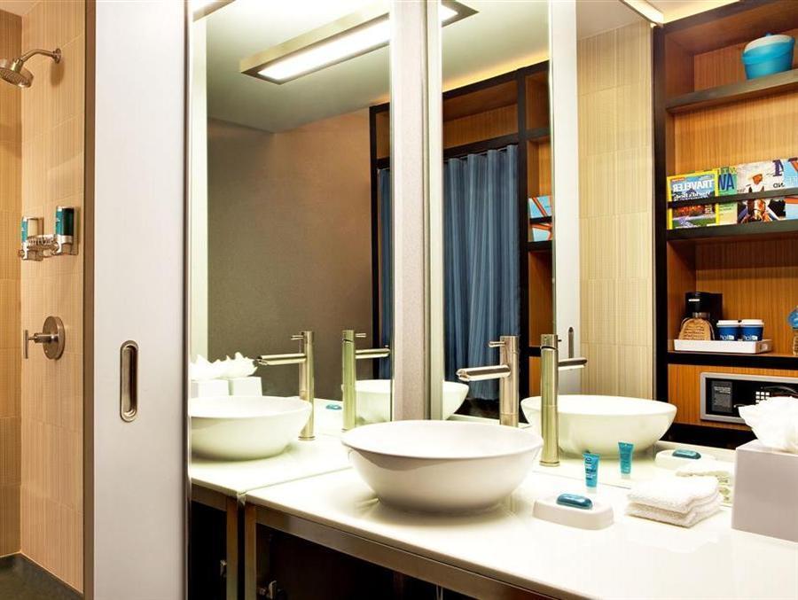 Aloft Hotel Milwaukee Downtown Ngoại thất bức ảnh