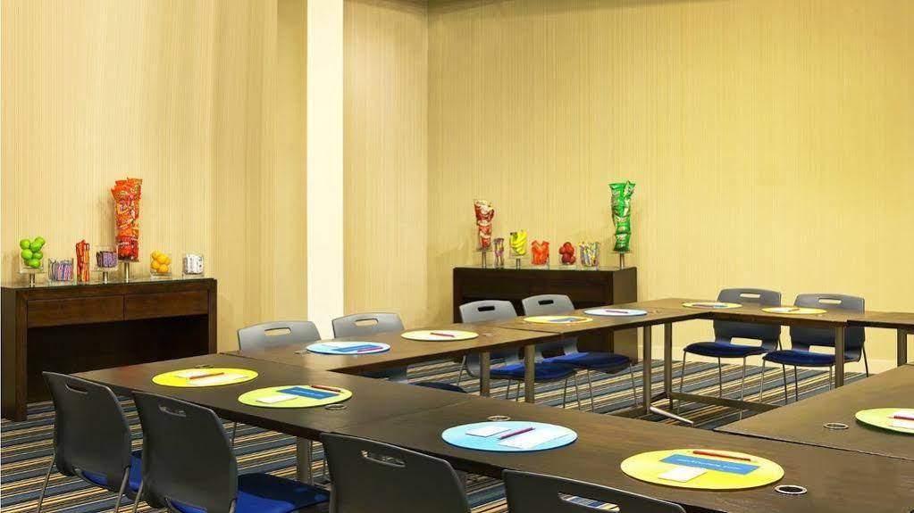 Aloft Hotel Milwaukee Downtown Ngoại thất bức ảnh